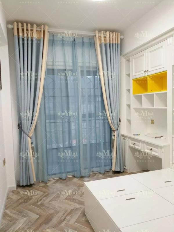 纯色窗帘怎样搭配才好看？