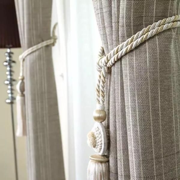 什么样的窗帘面料才适合日常家居？