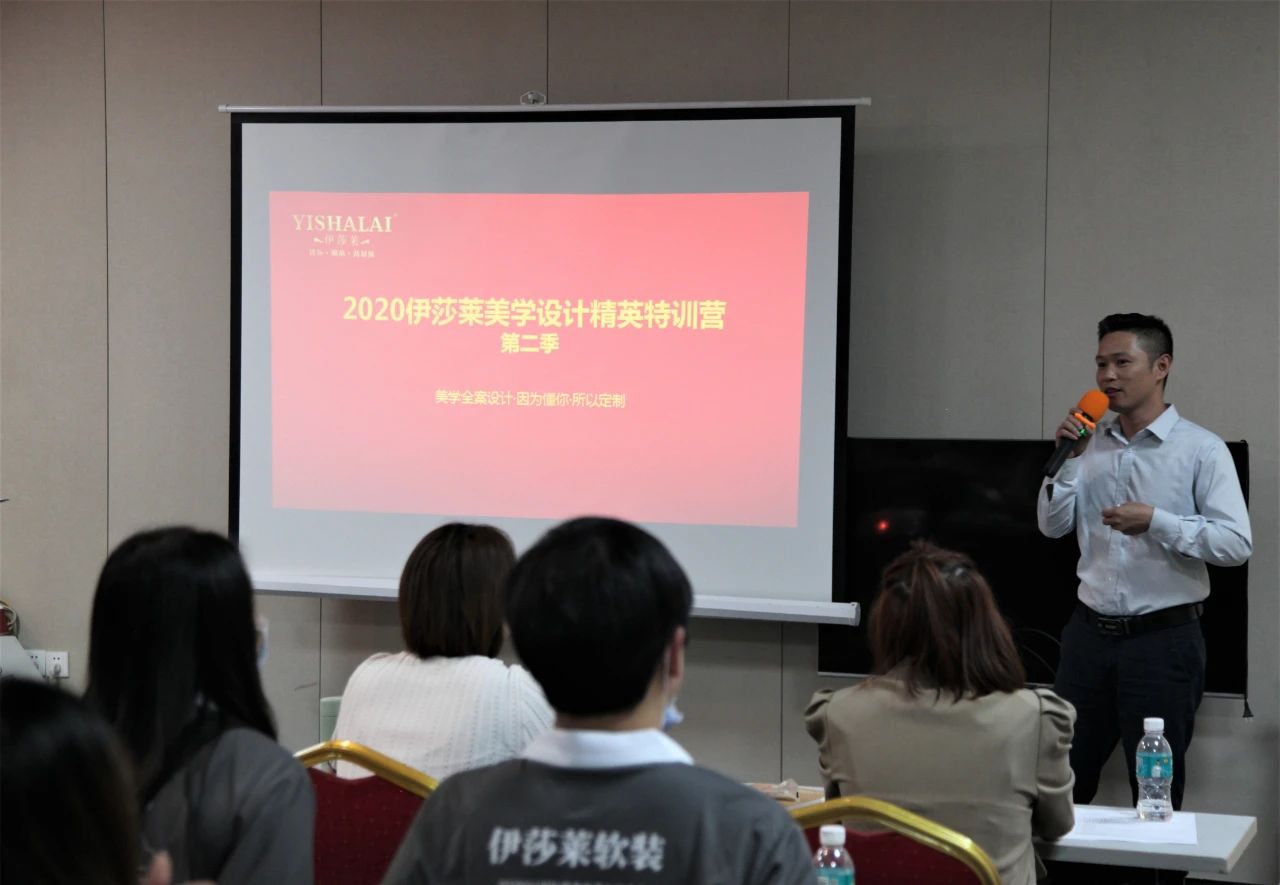 黄瓜成视频人APP-邱小坚